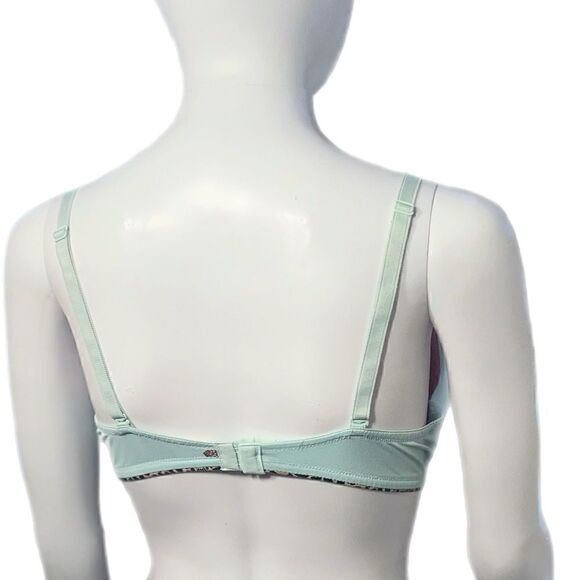 VS PINK Wear Everywhere Light Blue Push-Up Bra - Picture 5 of 12
